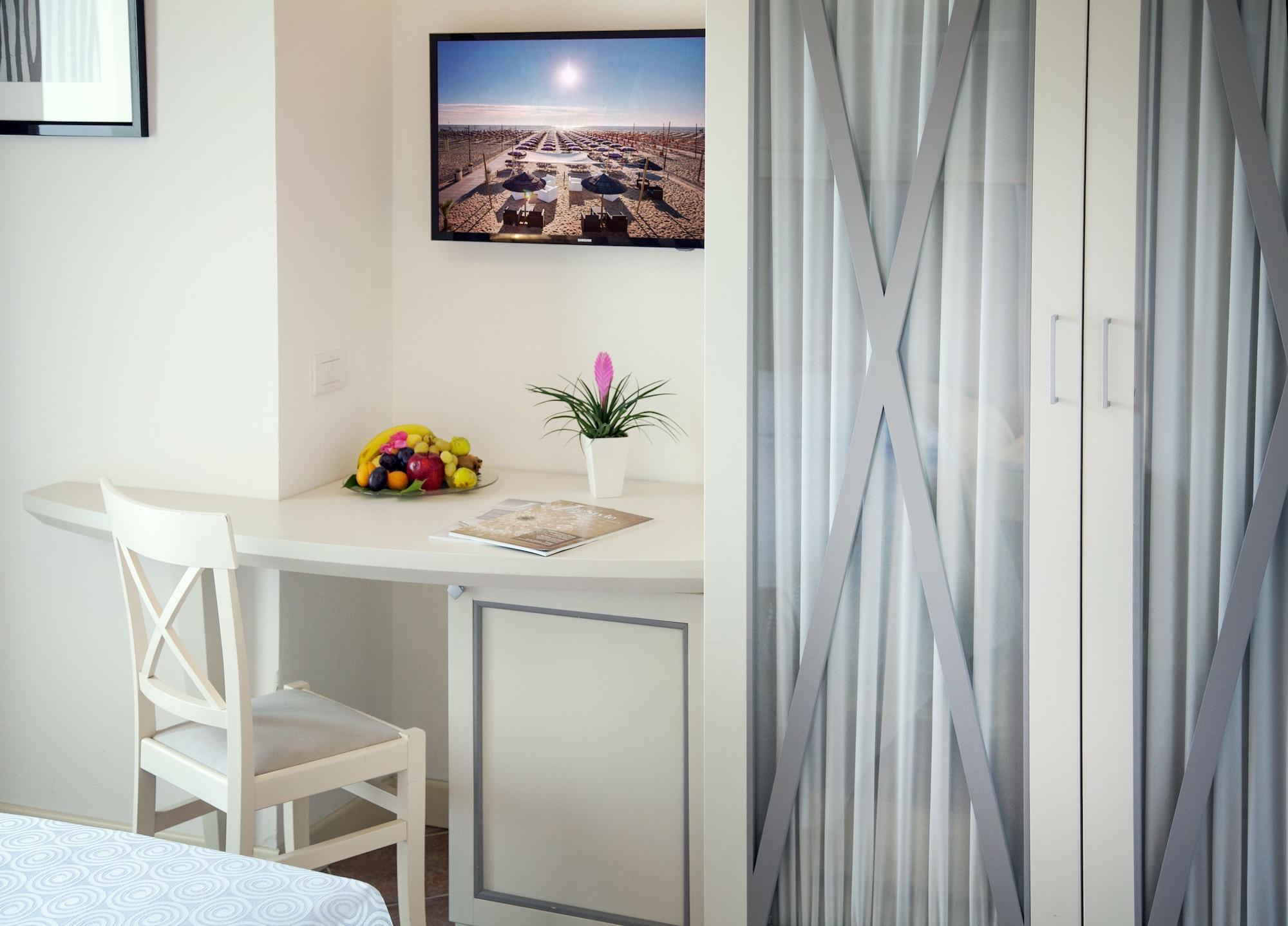 Hotel Doge Milano Marittima Exteriör bild