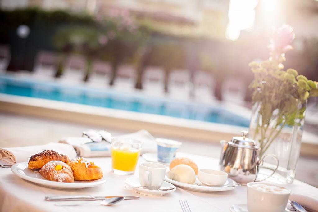 Hotel Doge Milano Marittima Exteriör bild