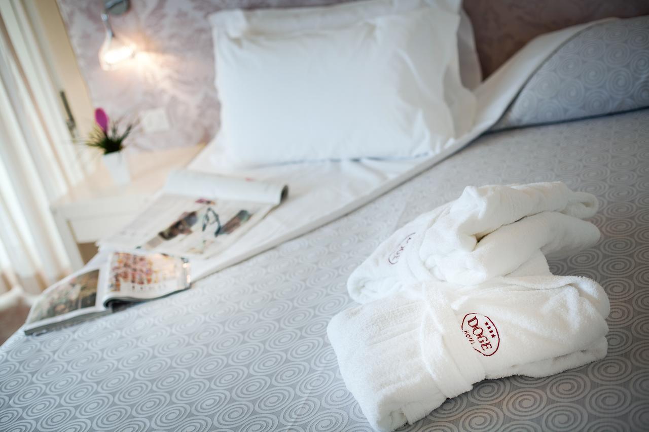 Hotel Doge Milano Marittima Exteriör bild